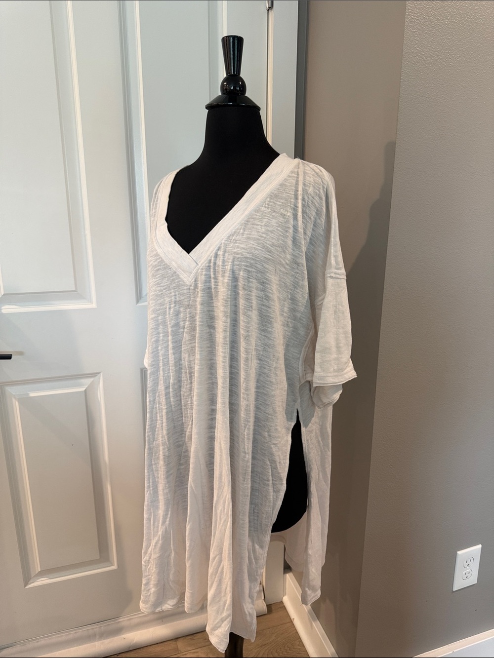 We The Free We The Free Solid City Slicker Tunic in white/ivory